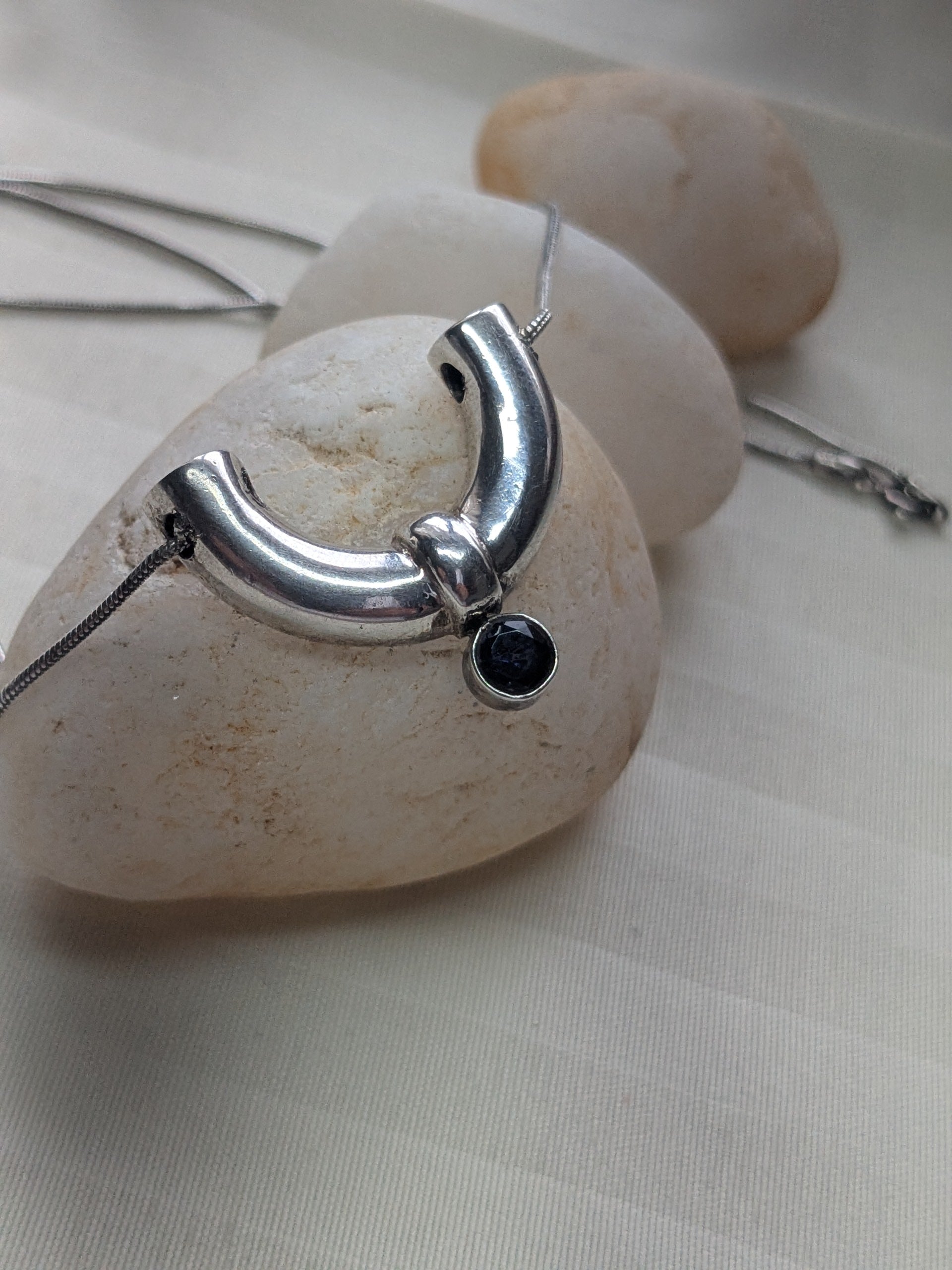 Kaash ( काश)-Tube Pendant