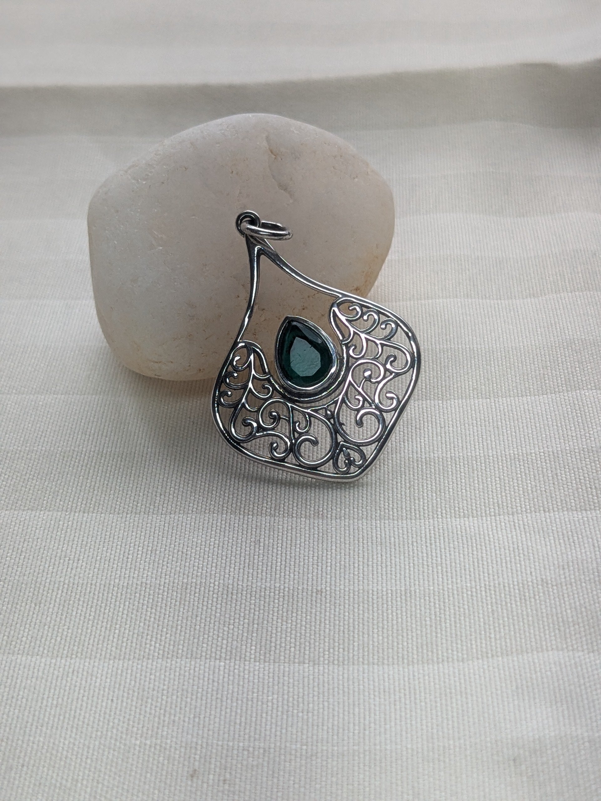 मोरिका (Morika) – symbolising grace and elegance