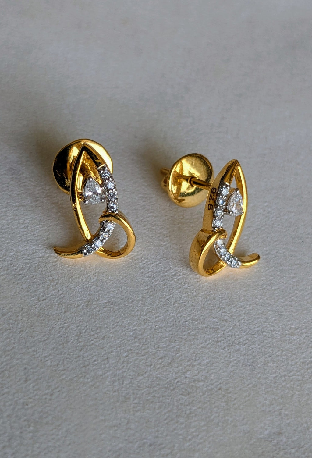 Matsya goldplated silver earring