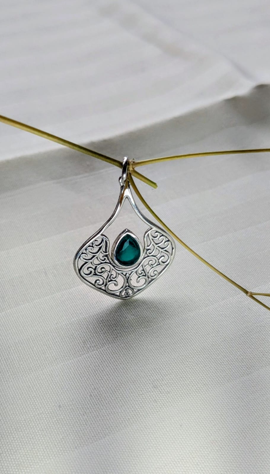 मोरिका (Morika) – symbolising grace and elegance