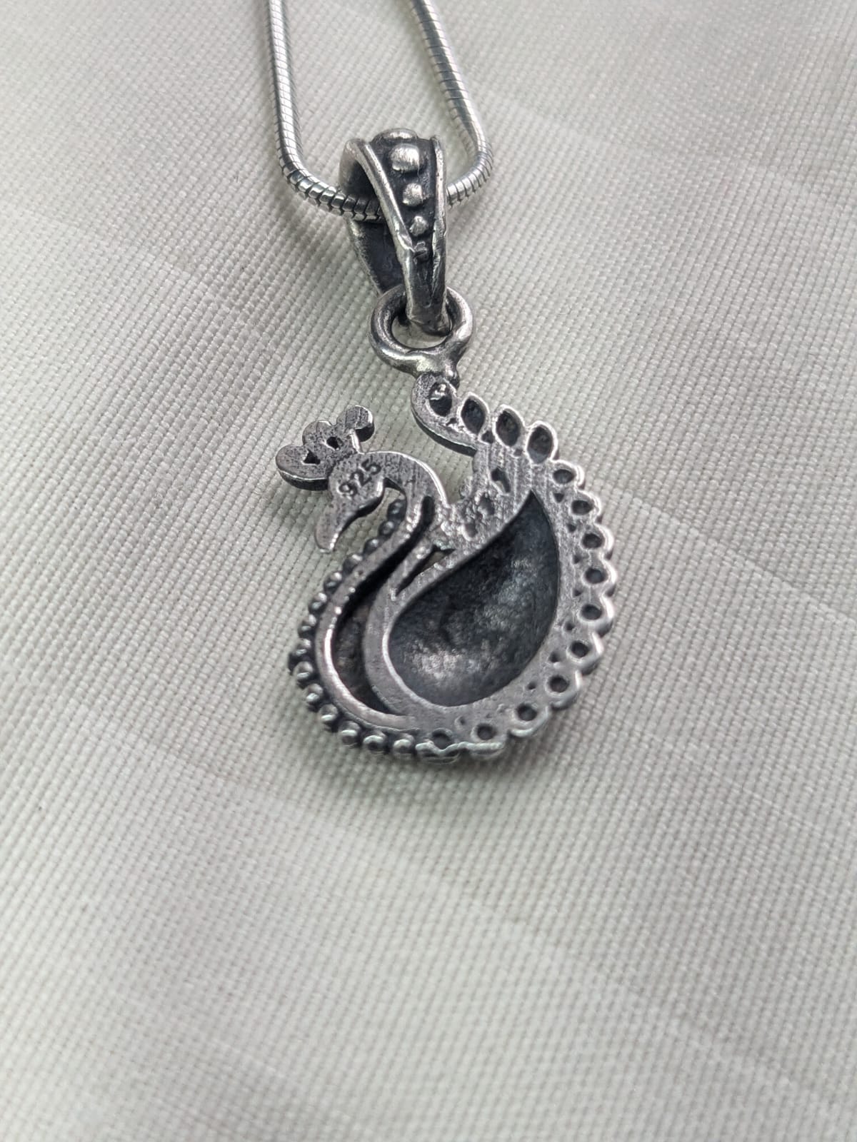 राजहंस (Rajhans) – The Royal Swan (including chain)