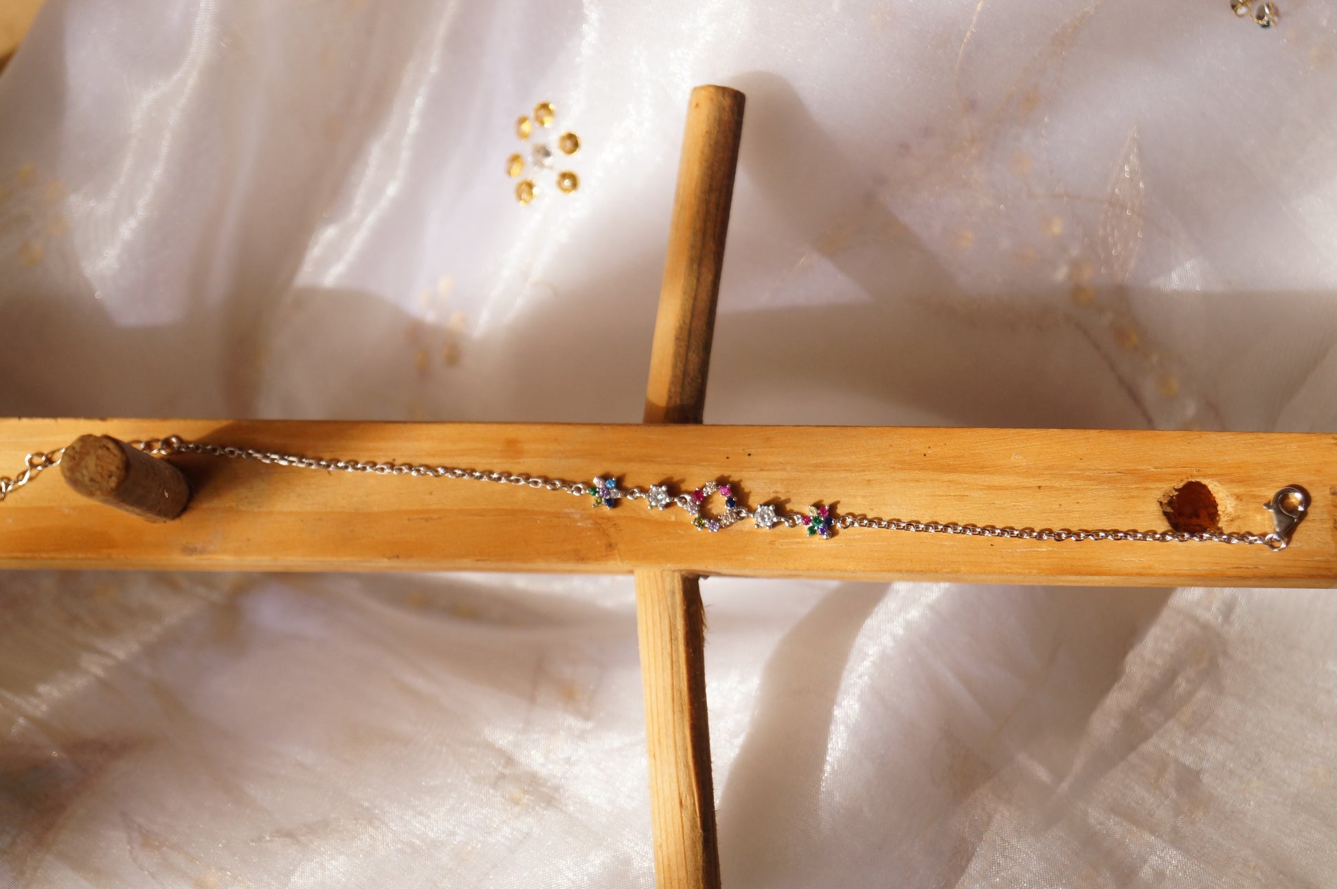 Multi-Stone Floral Chain Bracelet