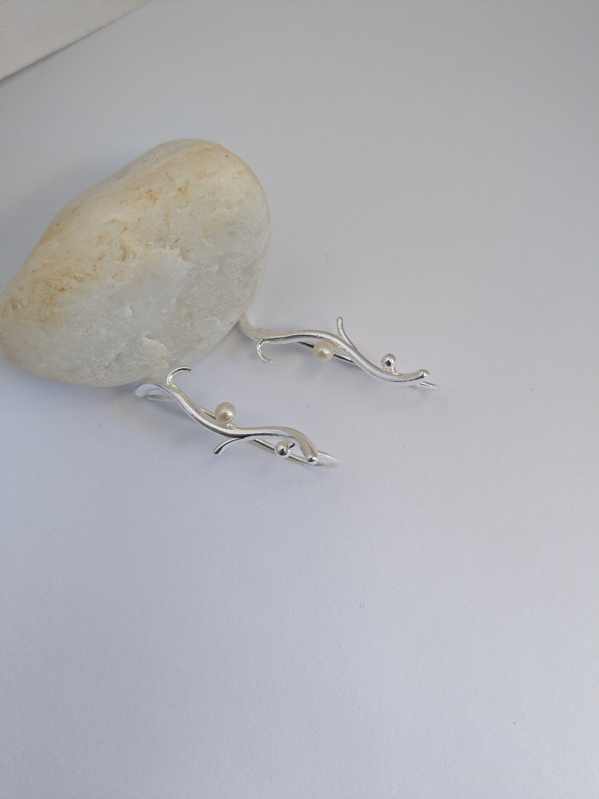 Rekha (रेखा) Ear Climber | 92.5 Sterling Silver Minimal Earring