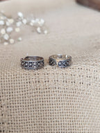 Meera (मीरा)