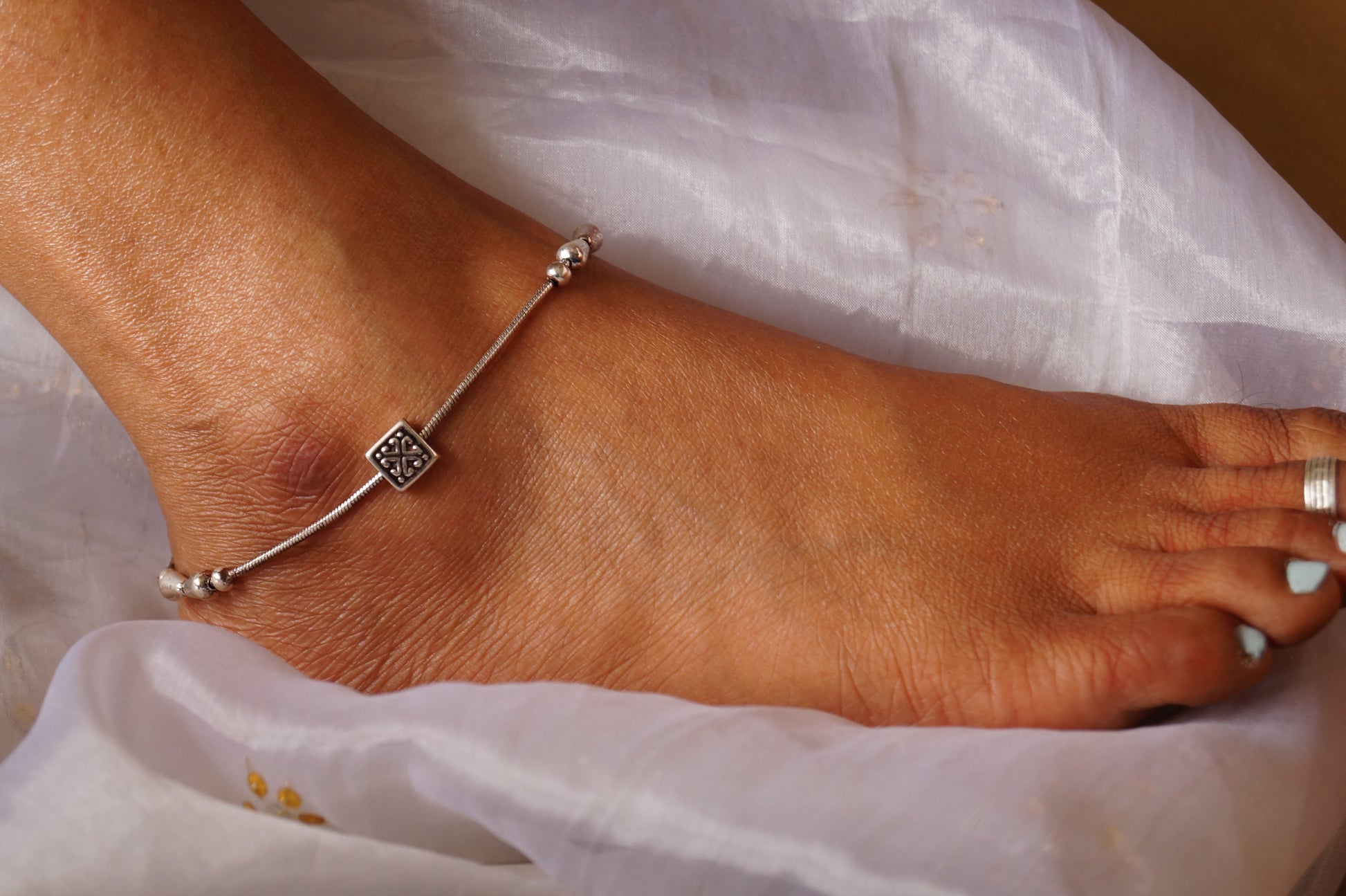 Geometric Rhodium-Plated Anklets