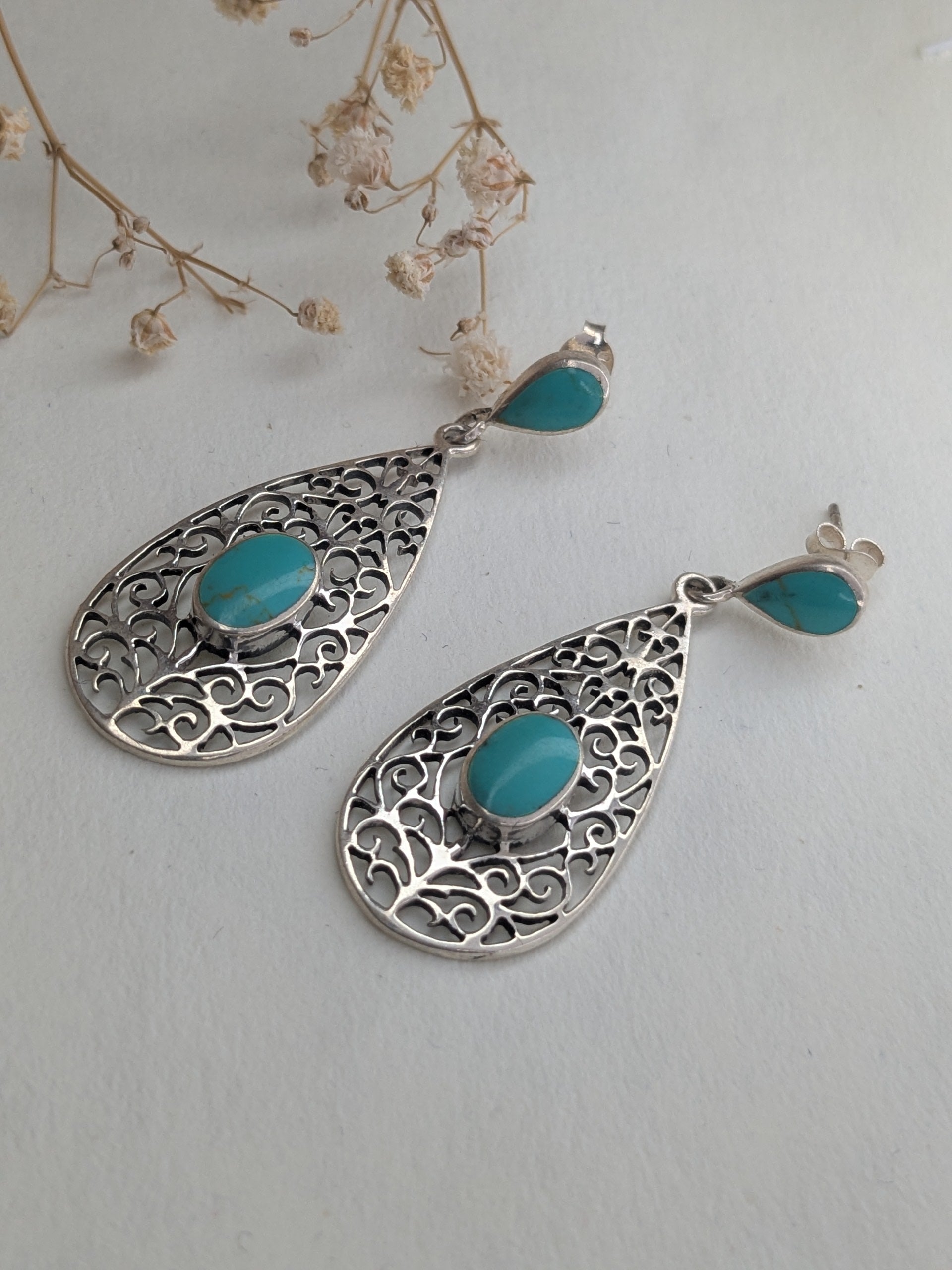 Noor (नूर) – The Luminous Elegance
