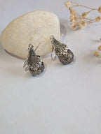 Taruṇi (तरुणी) – The Eternal Maiden