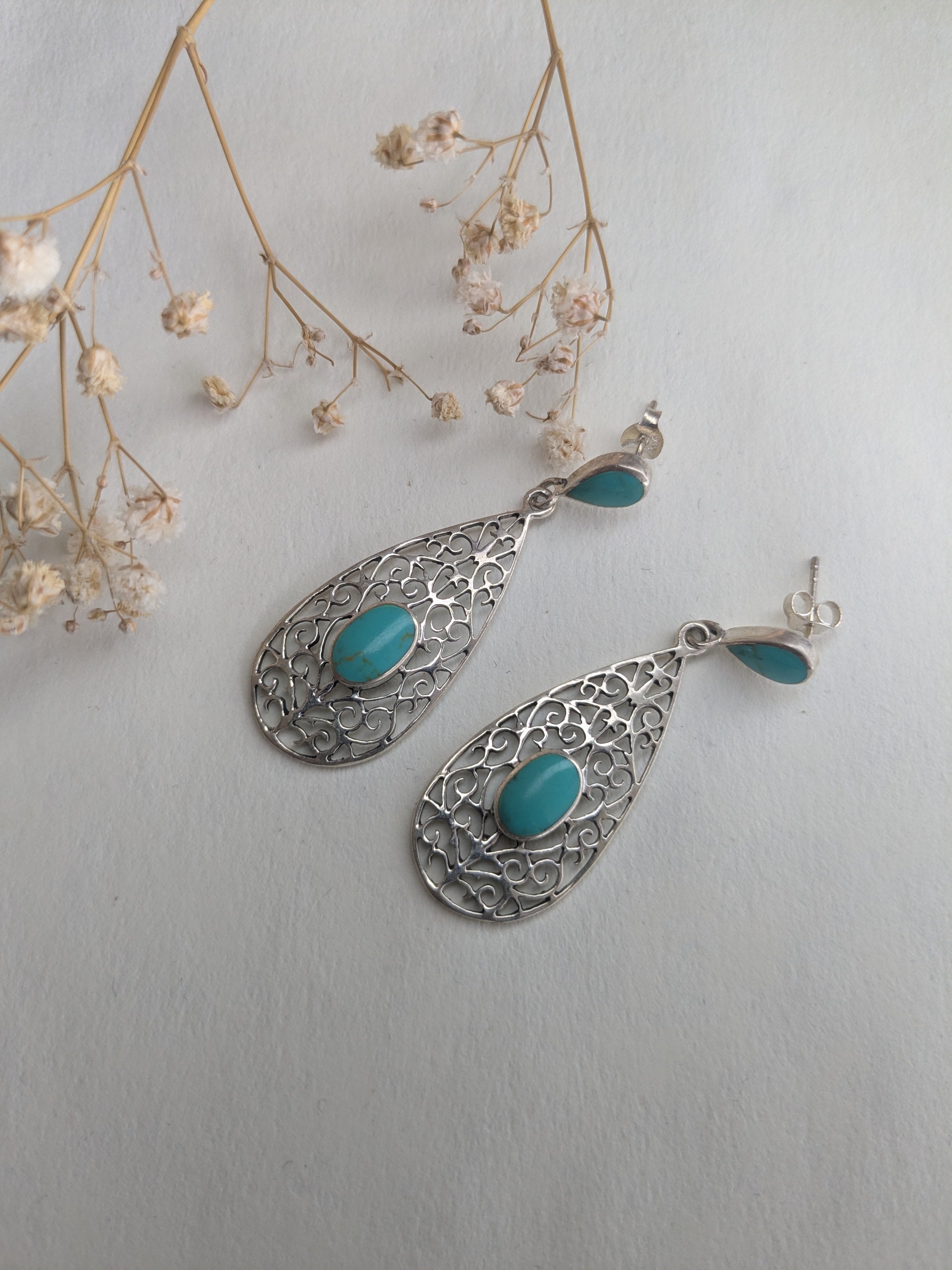 Noor (नूर) – The Luminous Elegance